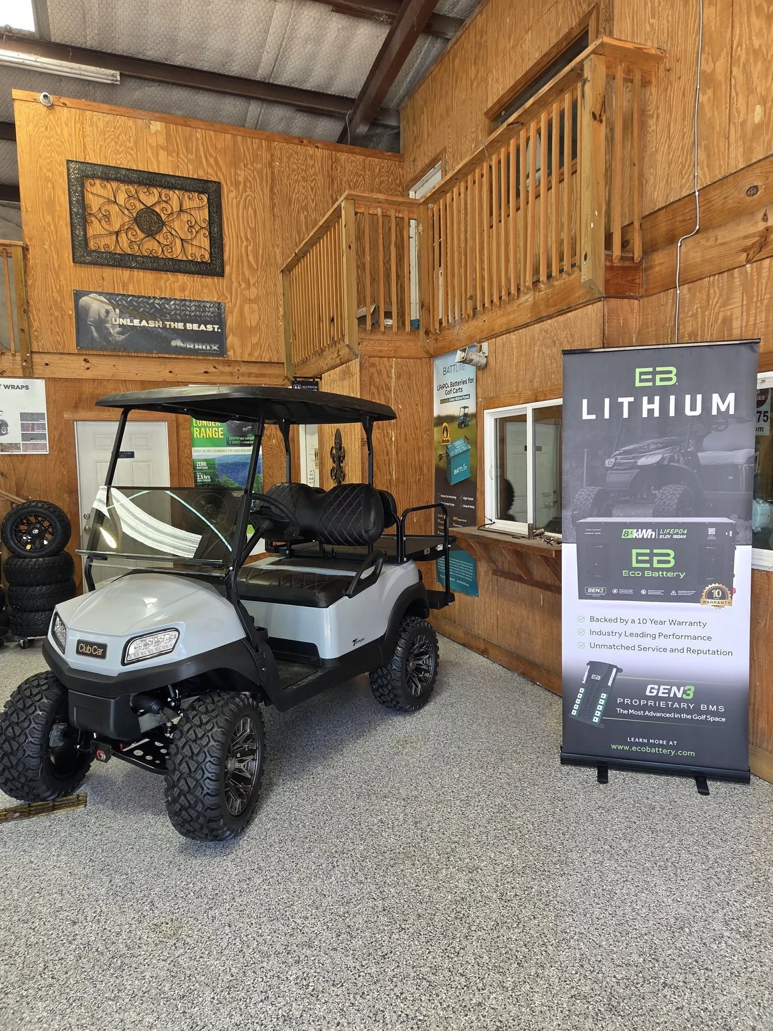 White showroom cart